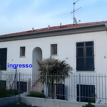 Trilocale Con Piscina Vista Mare * Diano Castello