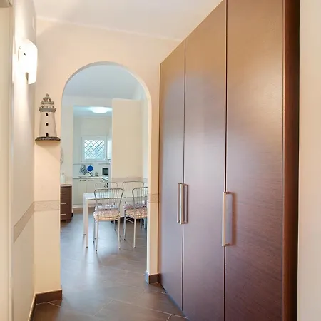 Trilocale Con Piscina Vista Mare Diano San Pietro